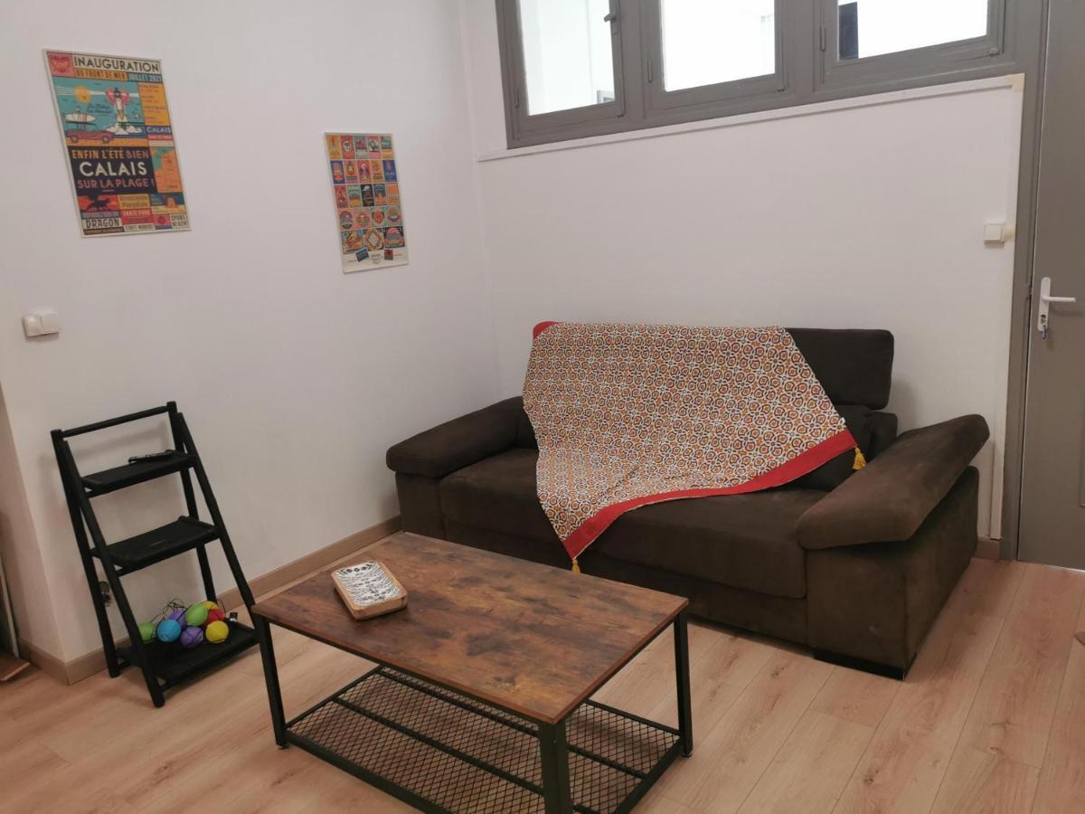 Au Kaycedra Apartment Кале Екстериор снимка